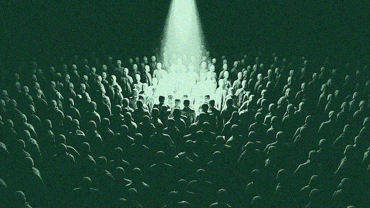 Agence création de contenu réseaux sociaux : internaliser, externaliser ou hybridiser ?