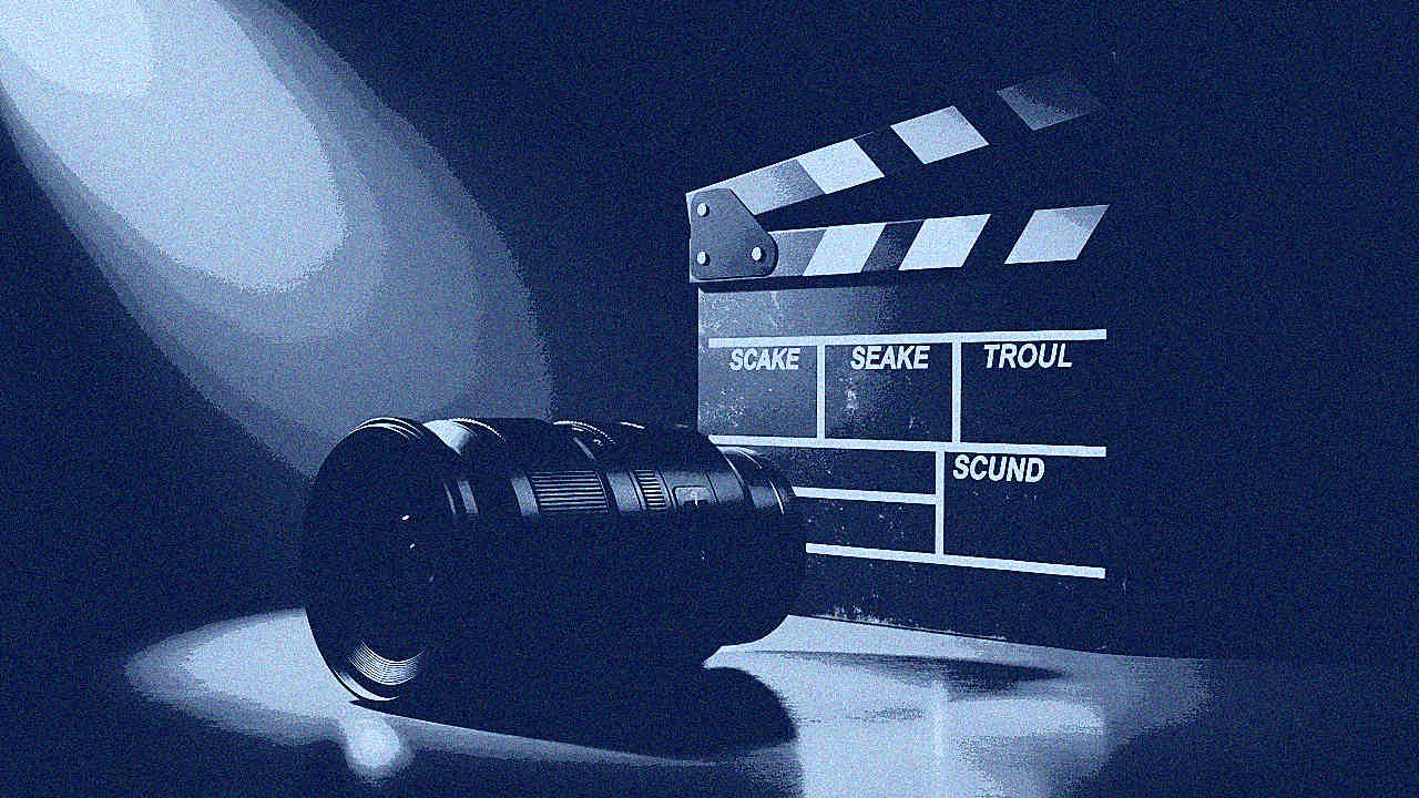 Création de contenu vidéo : méthode, formats et workflow IA pour produire à grande échelle